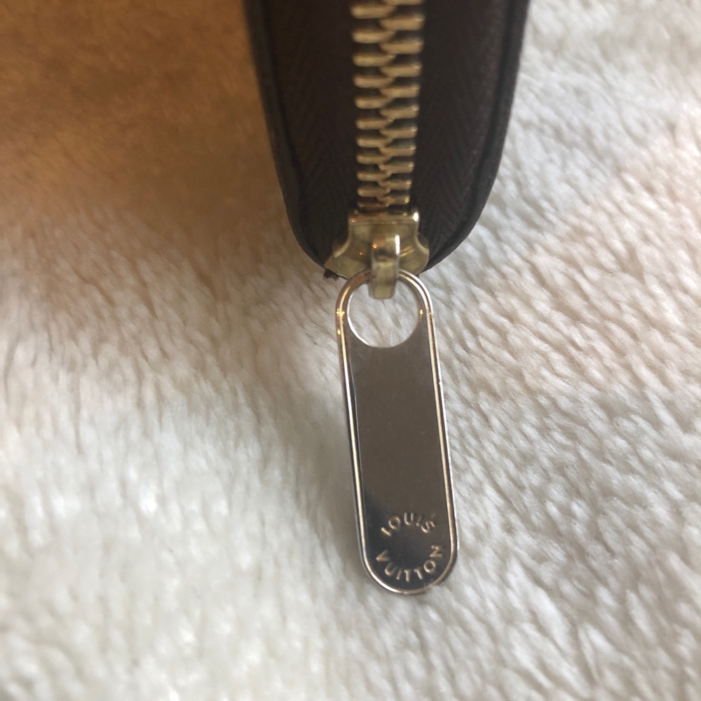 Louis Vuitton Zippy Coin Purse wallet - Picture 4 of 15